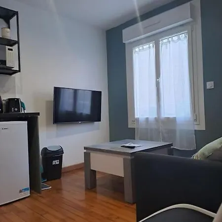 דירה T2 Tom Krist. / Circuit 24h / Oasis /antares