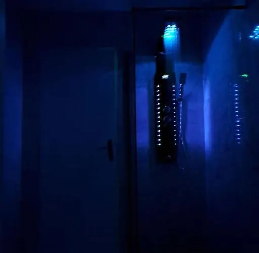 Apartman T2 Tom Krist. / Circuit 24h / Oasis /antares