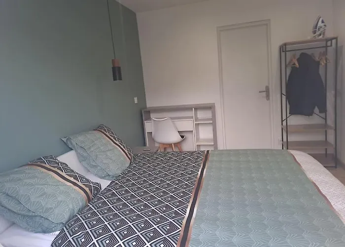 Apartman T2 Tom Krist. / Circuit 24h / Oasis /antares *